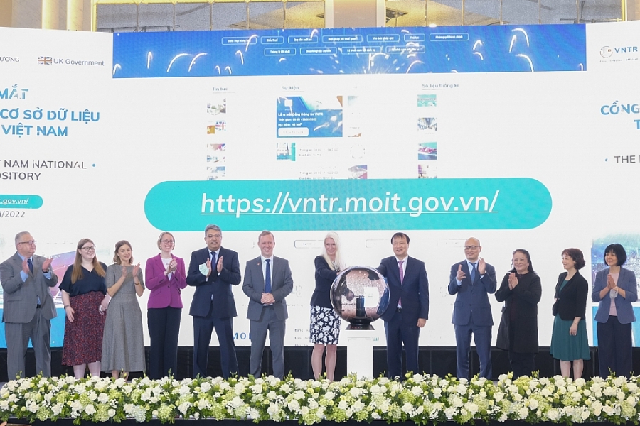 Le référentiel commercial national du Vietnam voit le jour